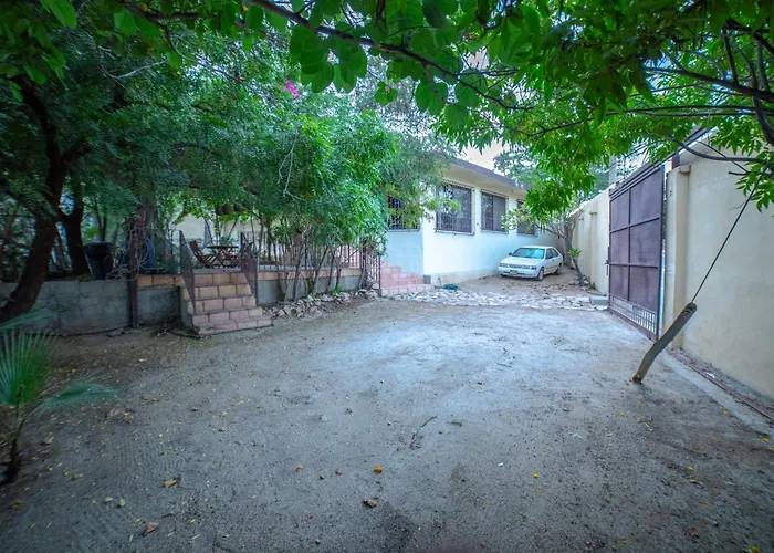 Apartment Large Family House In Cabo , Pet Friendly Cabo San Lucas